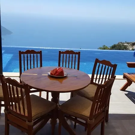 Mugla/ Fethiye Alincada וילה